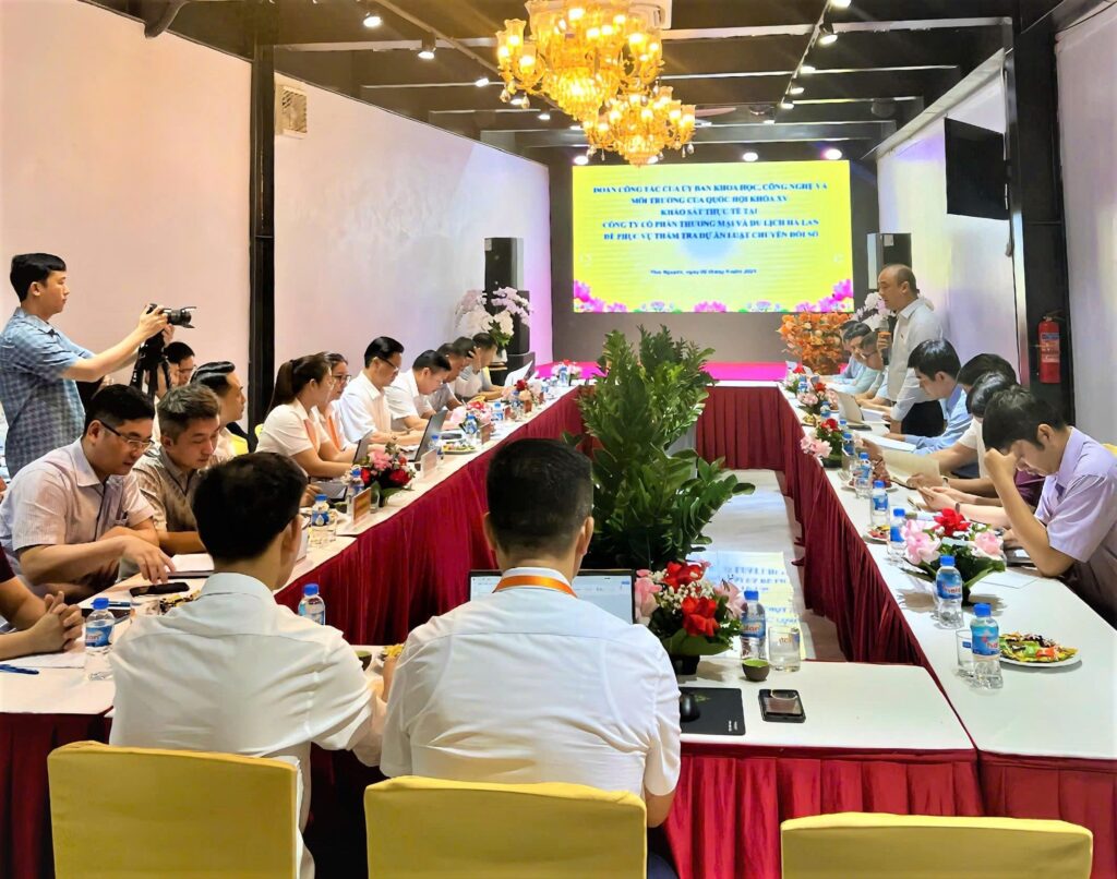 Buổi họp công ty Hà Lan và Đoàn công tác Quốc hội, đề cao sản phẩm công nghệ Vexere